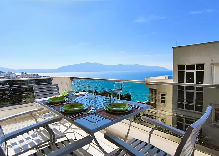 Blue Escape Sea View With Balcony * Vlorë