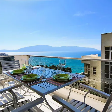 Blue Escape Sea View With Balcony * Vlorë