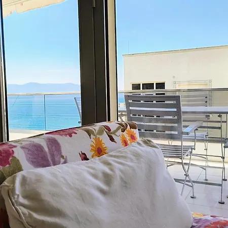 Blue Escape Sea View With Balcony *