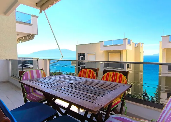 Blue Escape Sea View With Balcony Vlore